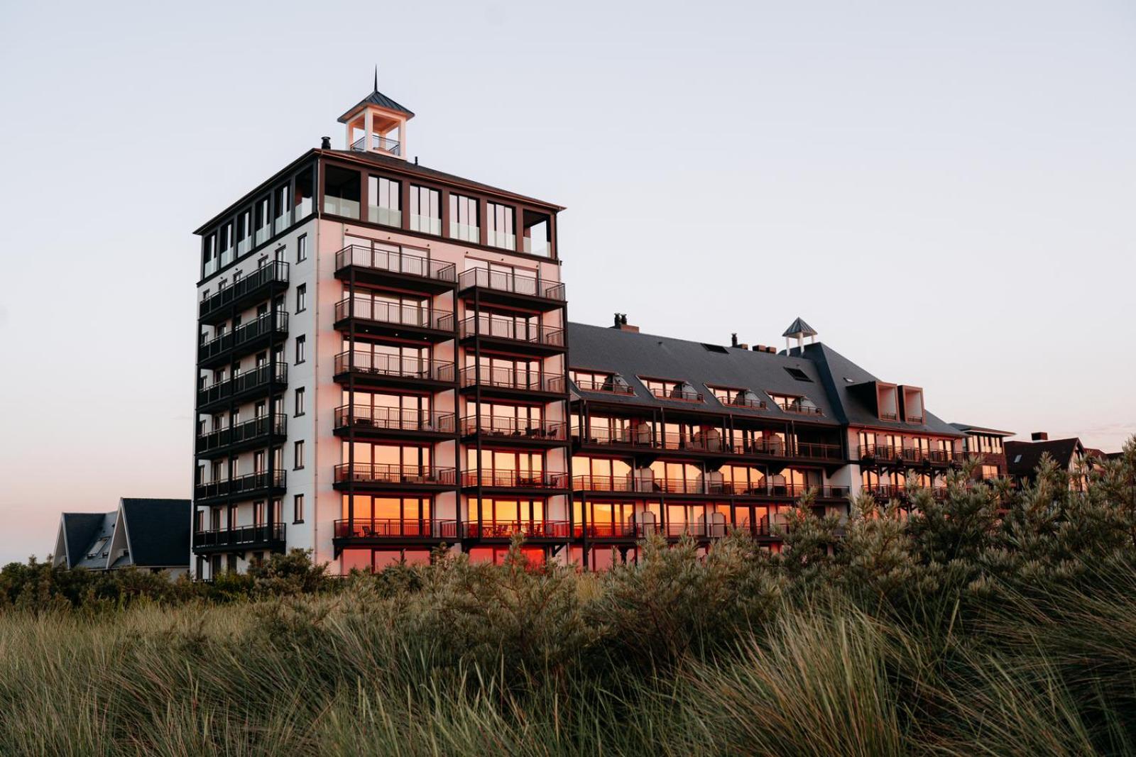 Residentie Strandhotel - Apartments With Hotel Service And Wellness Cadzand Zewnętrze zdjęcie